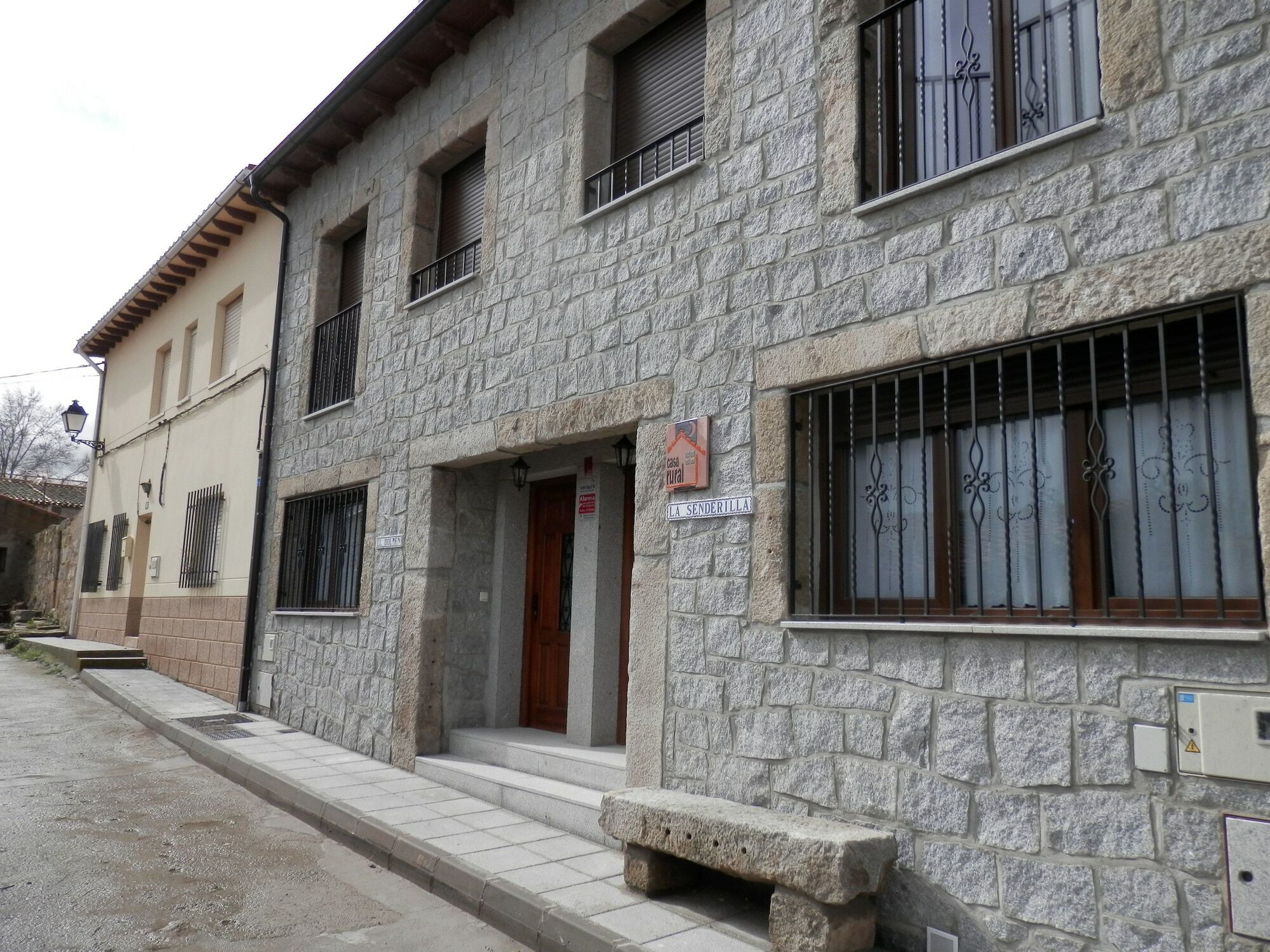 Casa Rural El Dolmen Guest House Bernuy-Salinero Exterior photo